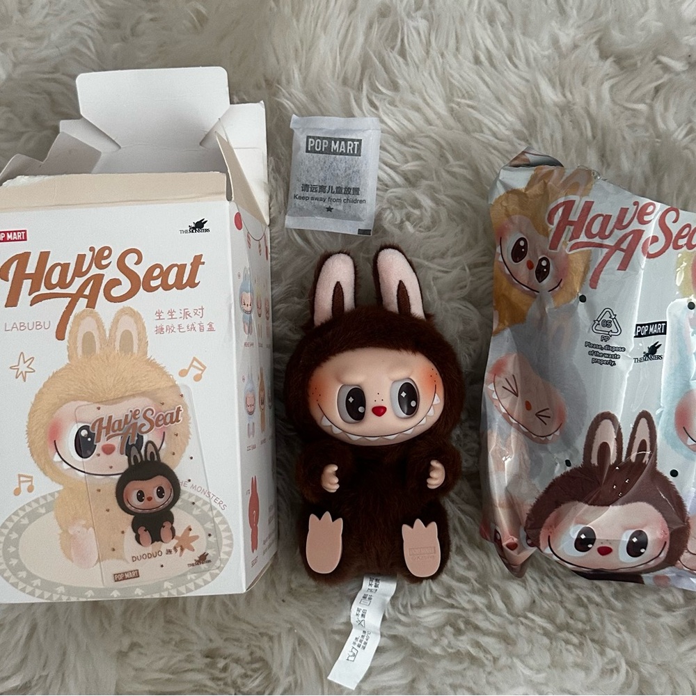 Pop Mart Authentic Secret DuoDuo Labubu Brown Plush Doll bag charm keychain